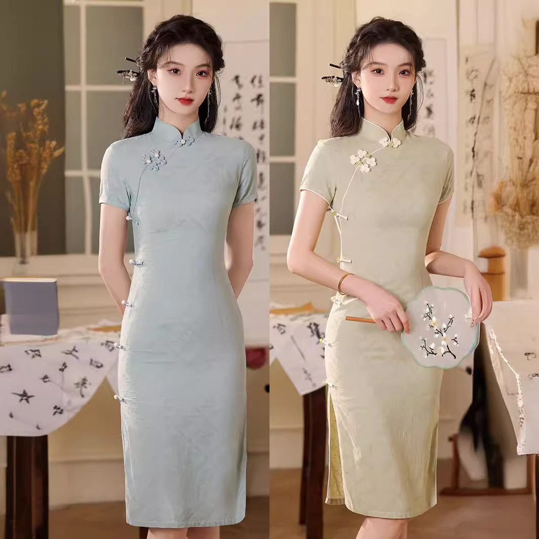 礼服2026夏季新款绿色旗袍改良年轻款高端气质小个子棉麻连衣裙