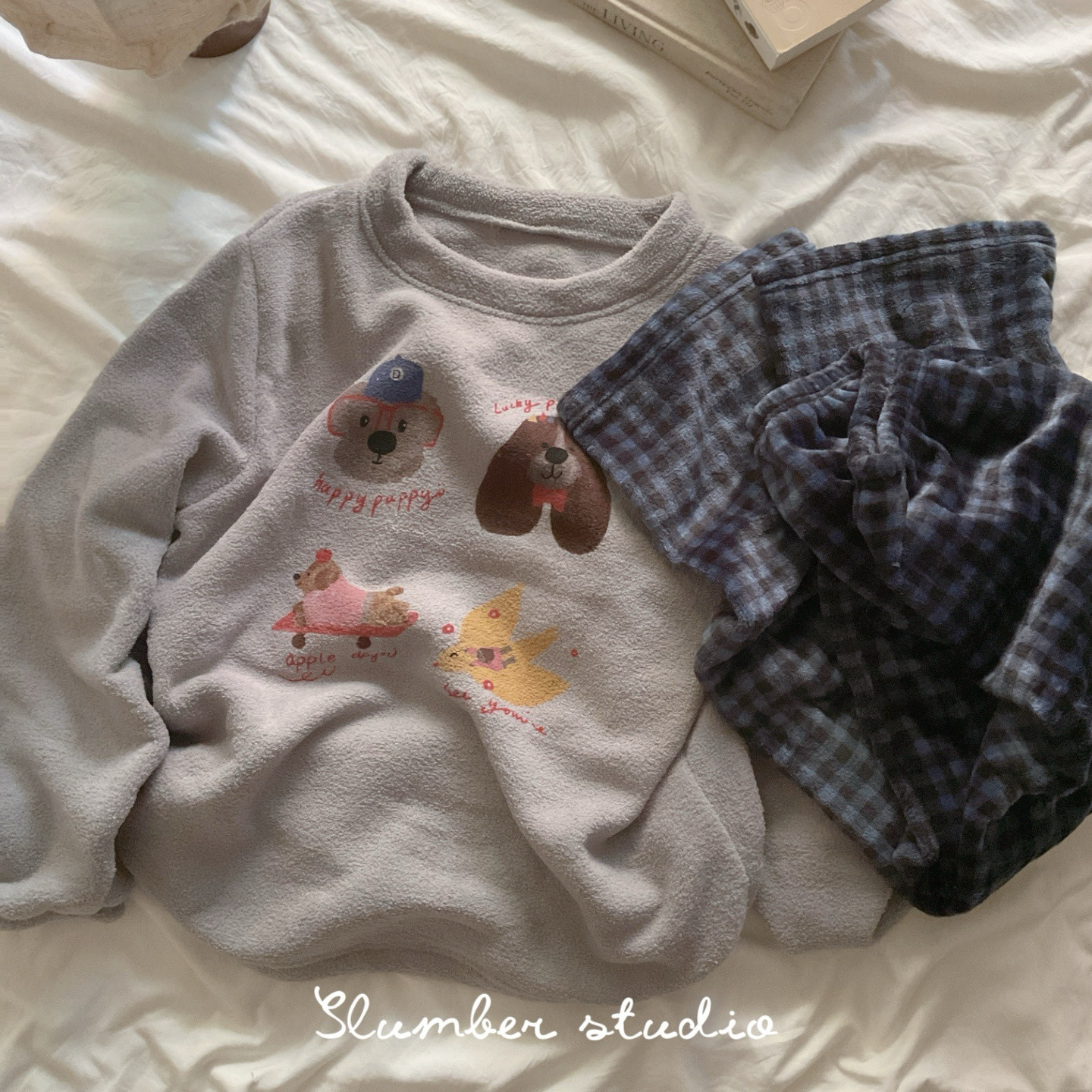 【爱偷懒小狗】冬季情侣睡衣保暖软料小颗粒摇粒绒家居服圆领套装