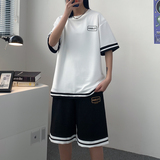 白色