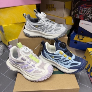 撤柜儿童网面运动鞋春季男女童轻便软底防滑透气旋转纽扣跑步鞋