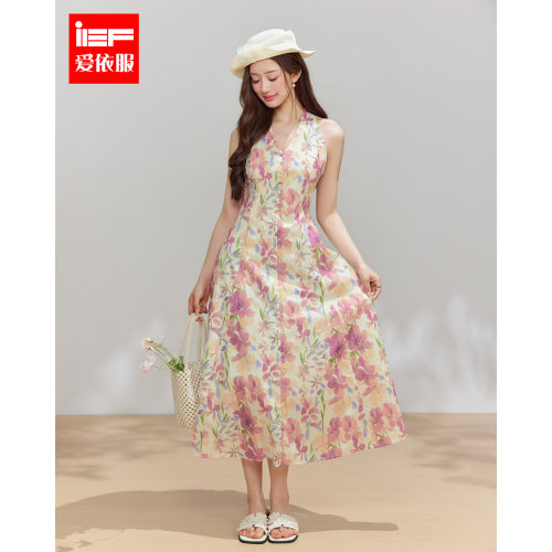 IEF/爱依服连衣裙2026夏季新款复古度假风油画花设计显瘦背心长裙