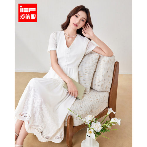 IEF/爱依服裙子2026夏季新款法式文艺优雅气质感收腰大方连衣中裙