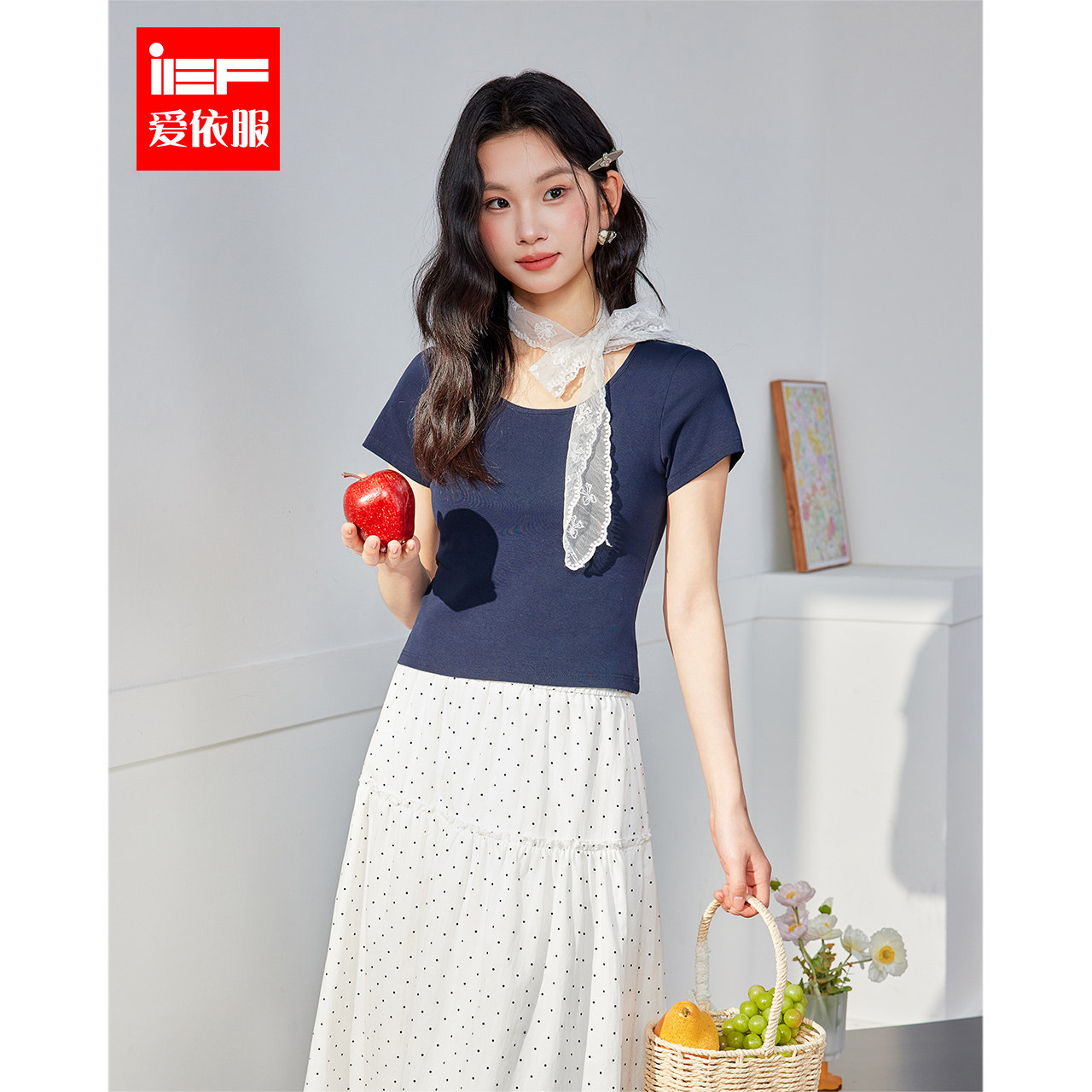 IEF/爱依服2026春季新款修身百搭美背设计自带胸垫设计短袖裹胸