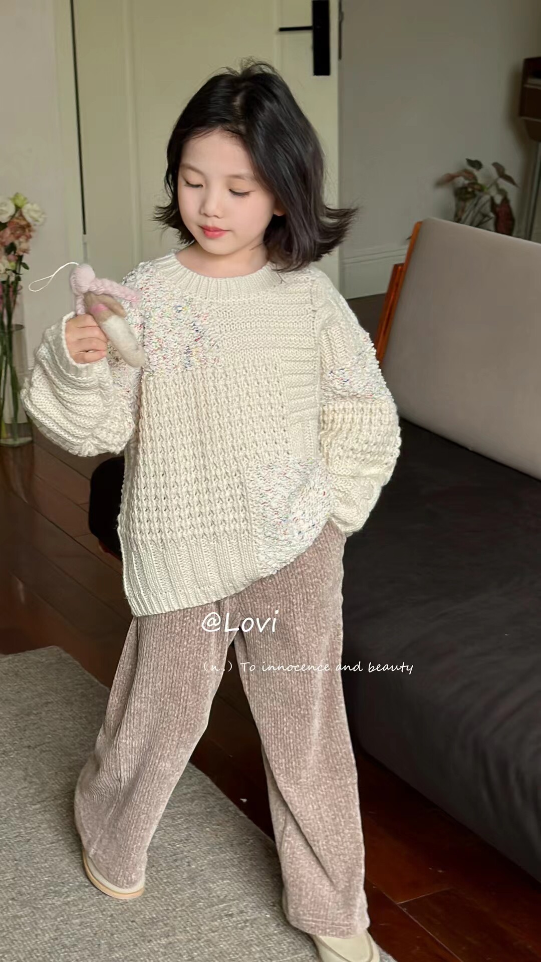 韩国品牌童装Lovi2024秋冬款新女童毛衣设计镂空儿童慵懒针织套装
