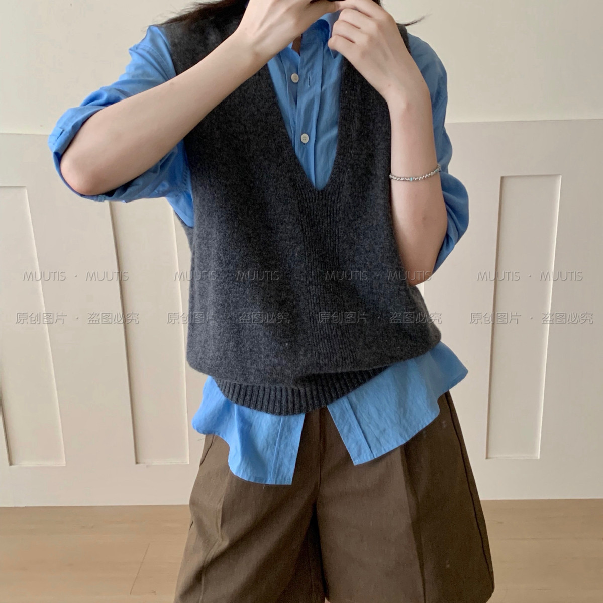 MUUTIS牧缇韩系学院风休闲简约百搭无缝V领两面穿羊毛背心