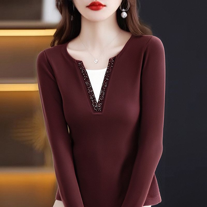 2025秋冬新款烫钻上衣设计感假两件撞色V领大码女装长袖打底衫t恤