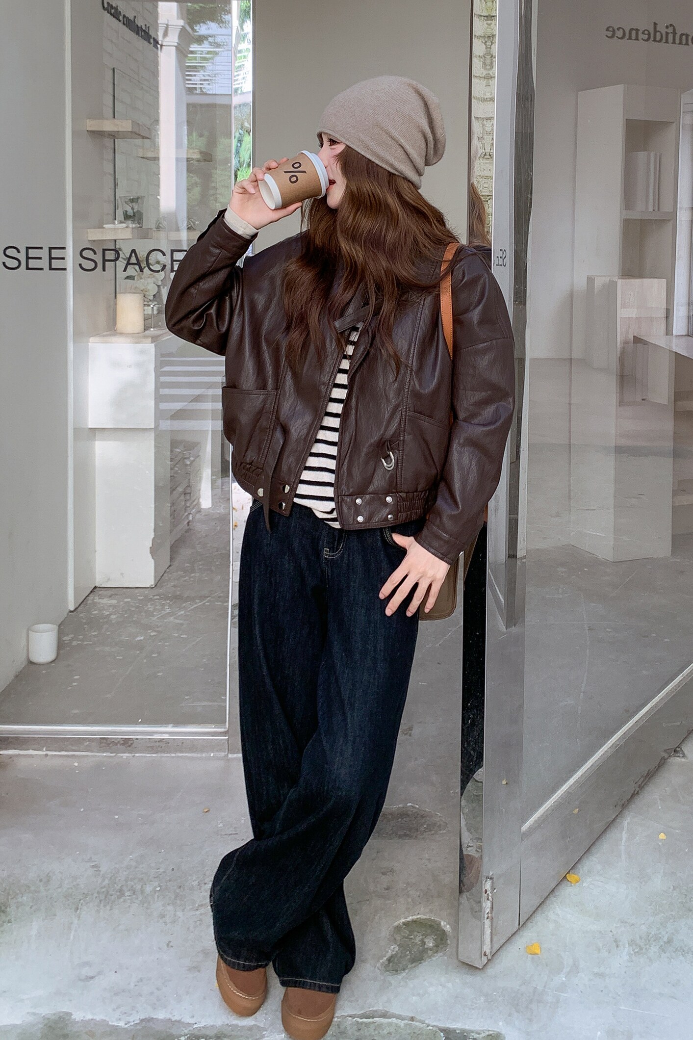 黑色皮衣外套女2025年新款时尚宽松休闲机车服小个子短款pu皮夹克,女装皮衣,2C295