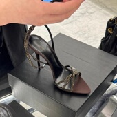 2025夏新款 水钻棕色细高跟性感绸缎露趾尖头一字带交叉细带凉鞋 女