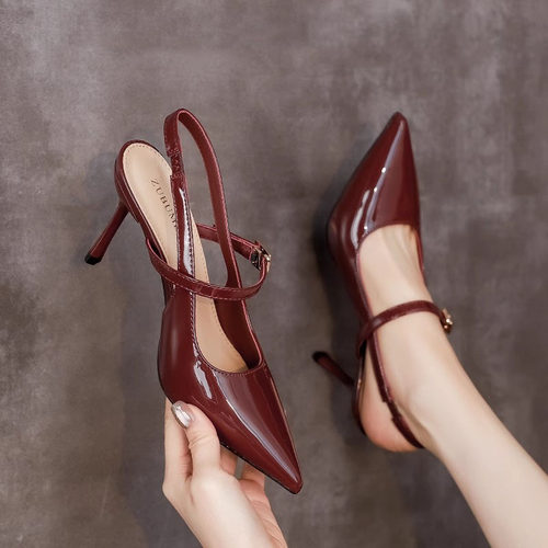细跟一字扣包头气质凉鞋新款