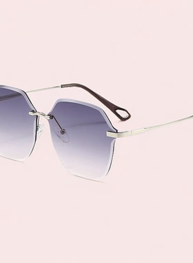无边框墨镜时尚太阳镜女舒适百搭