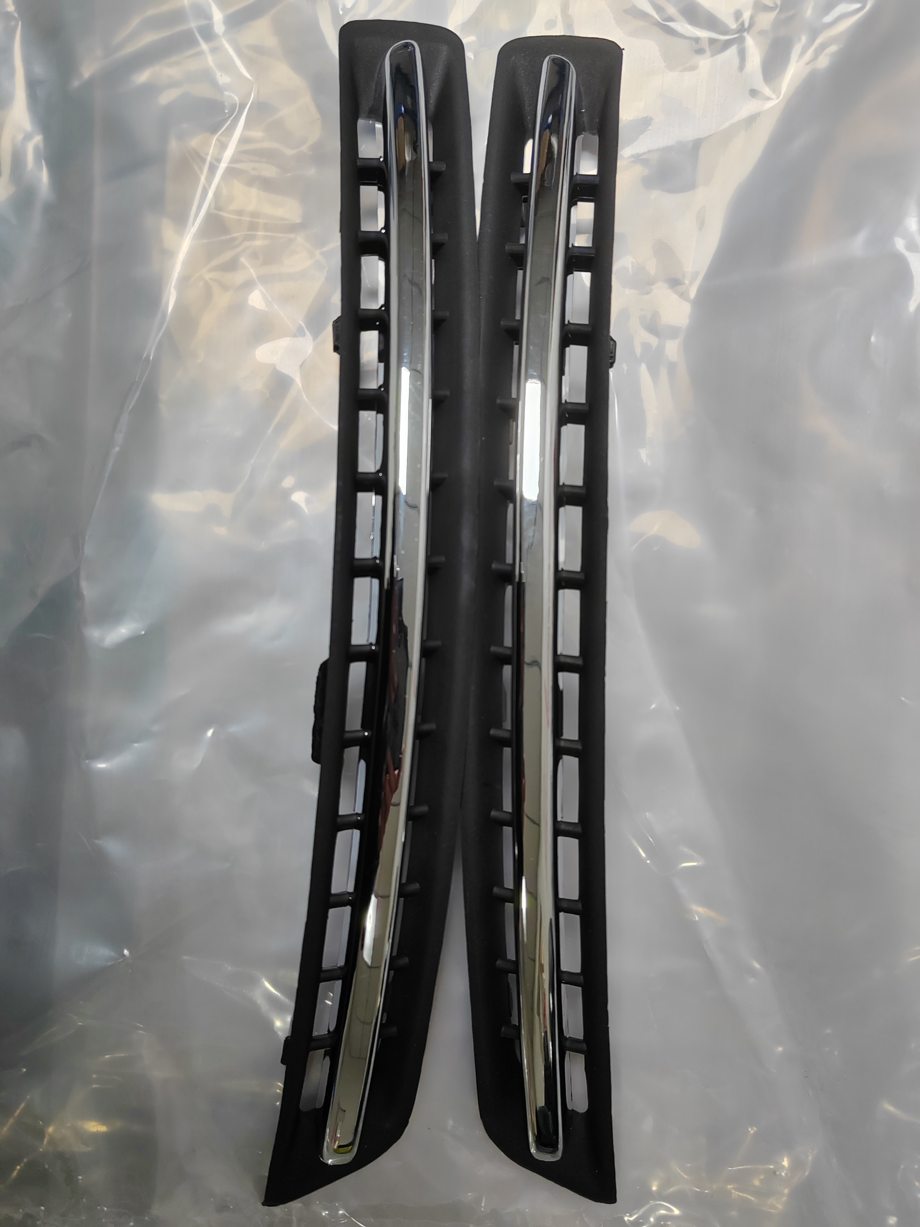 沃尔沃XC90 06-15款前杠进气格栅小中网带亮条不带亮条可改带亮条