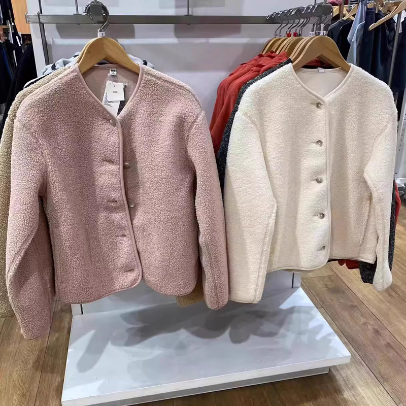 仿羊羔绒摇粒绒圆领纽扣开衫外套