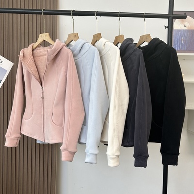 蓄热锁温摇粒绒卫衣连帽厚绒外套