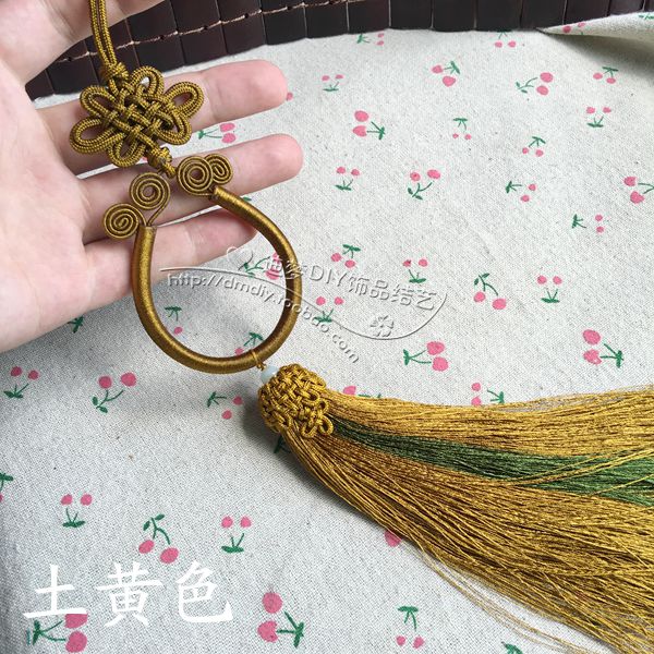 DIY饰品配件汽车挂件饰品中国结镂空流苏冰丝亮光挑色流苏穗子
