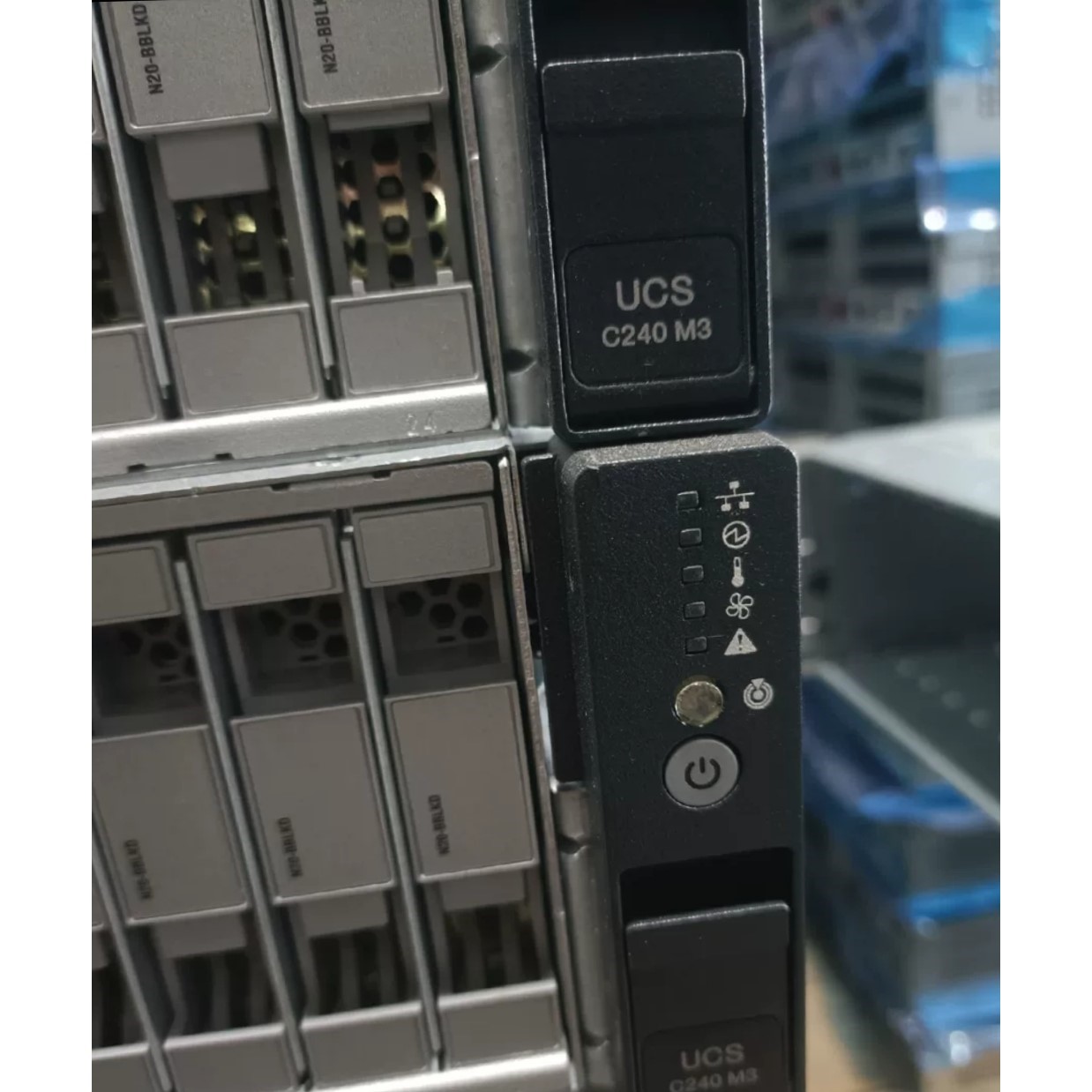 【议价产品】 UCS C240 M3 2U机架式服务器 2.5寸24询价