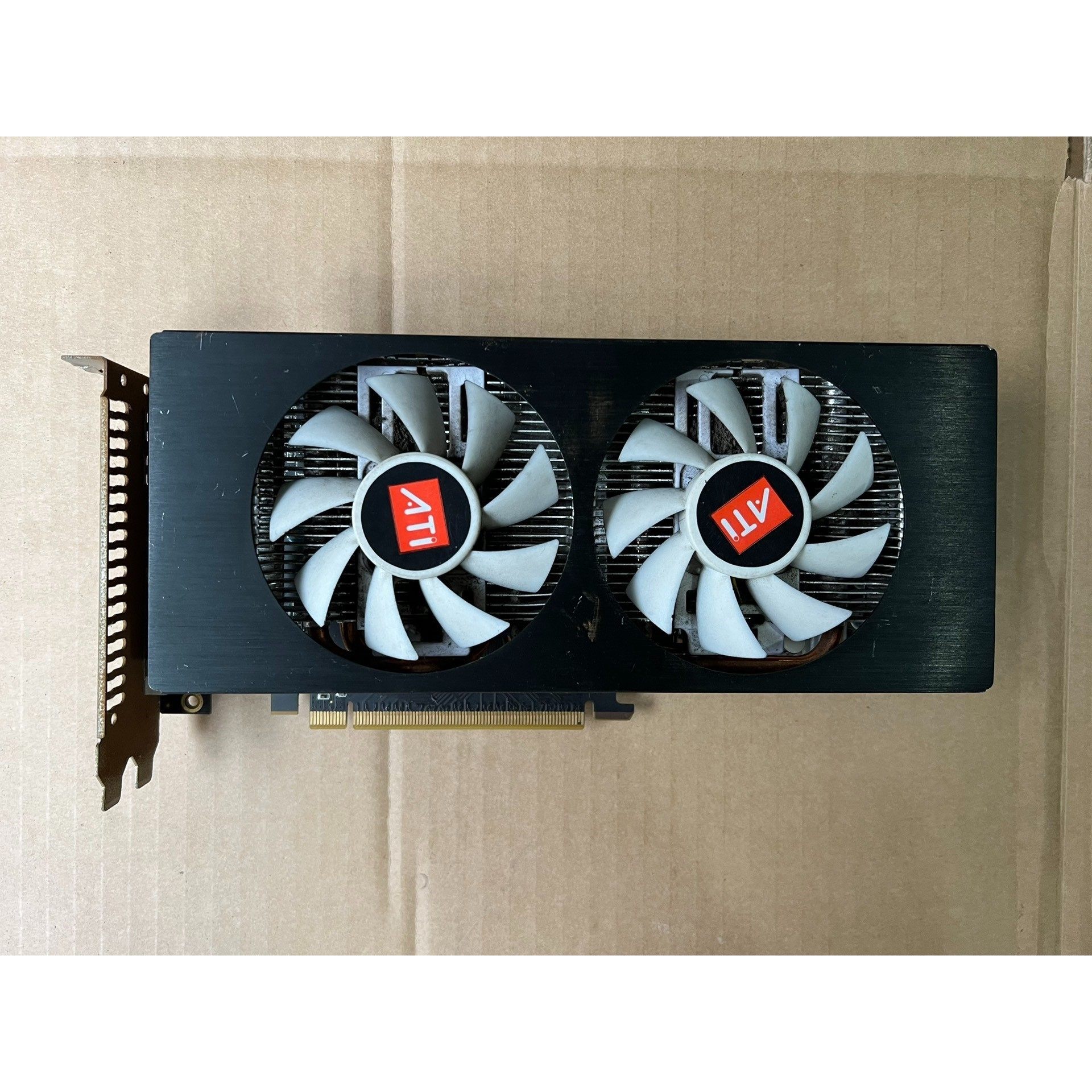 【议价】AMD HD6950 1G DDR5 256位 双风扇游戏显