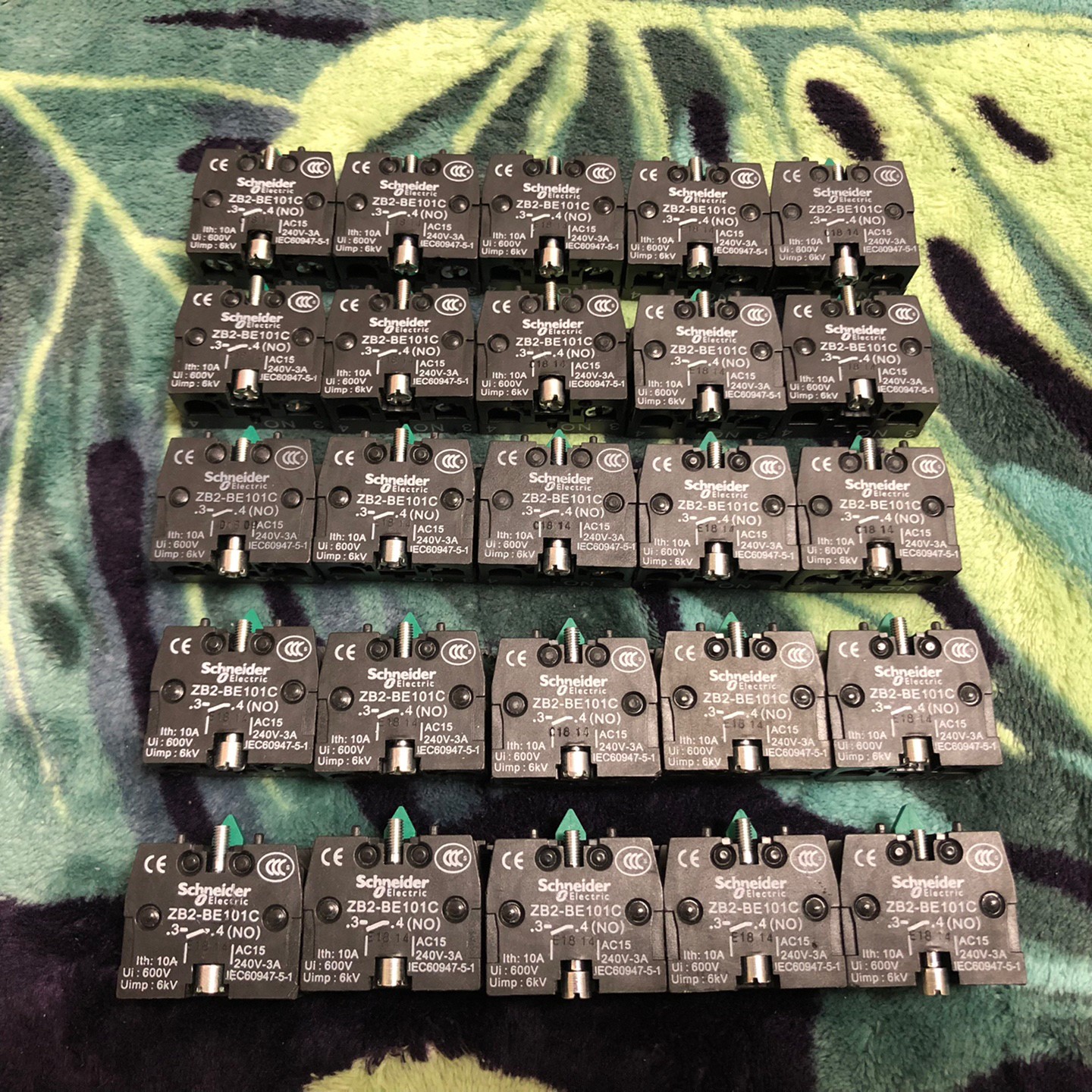 【议价】全新原装施耐德ZB2-BE101C