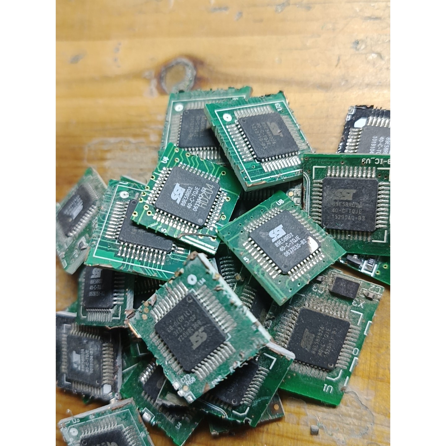 【议价产品】SST89E58RD2A40-C-TQJE   SST89E(询价)(询价)