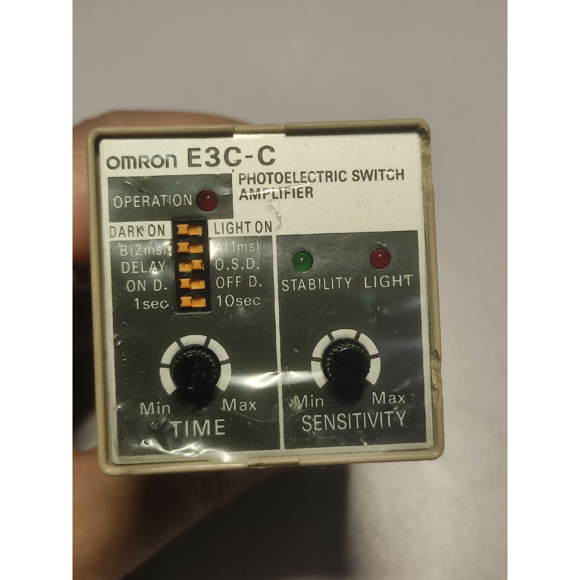 【议价产品】欧姆龙光电传感器放大器E3C-A/E3C-C(询价)(询价)