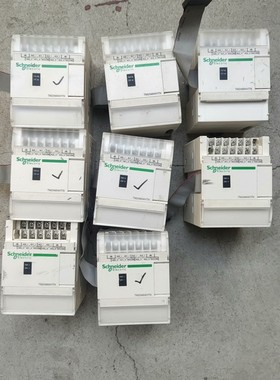 【议价】施耐德TM2AMI4HTN 扩展 实物拍摄 成色如图 有需要