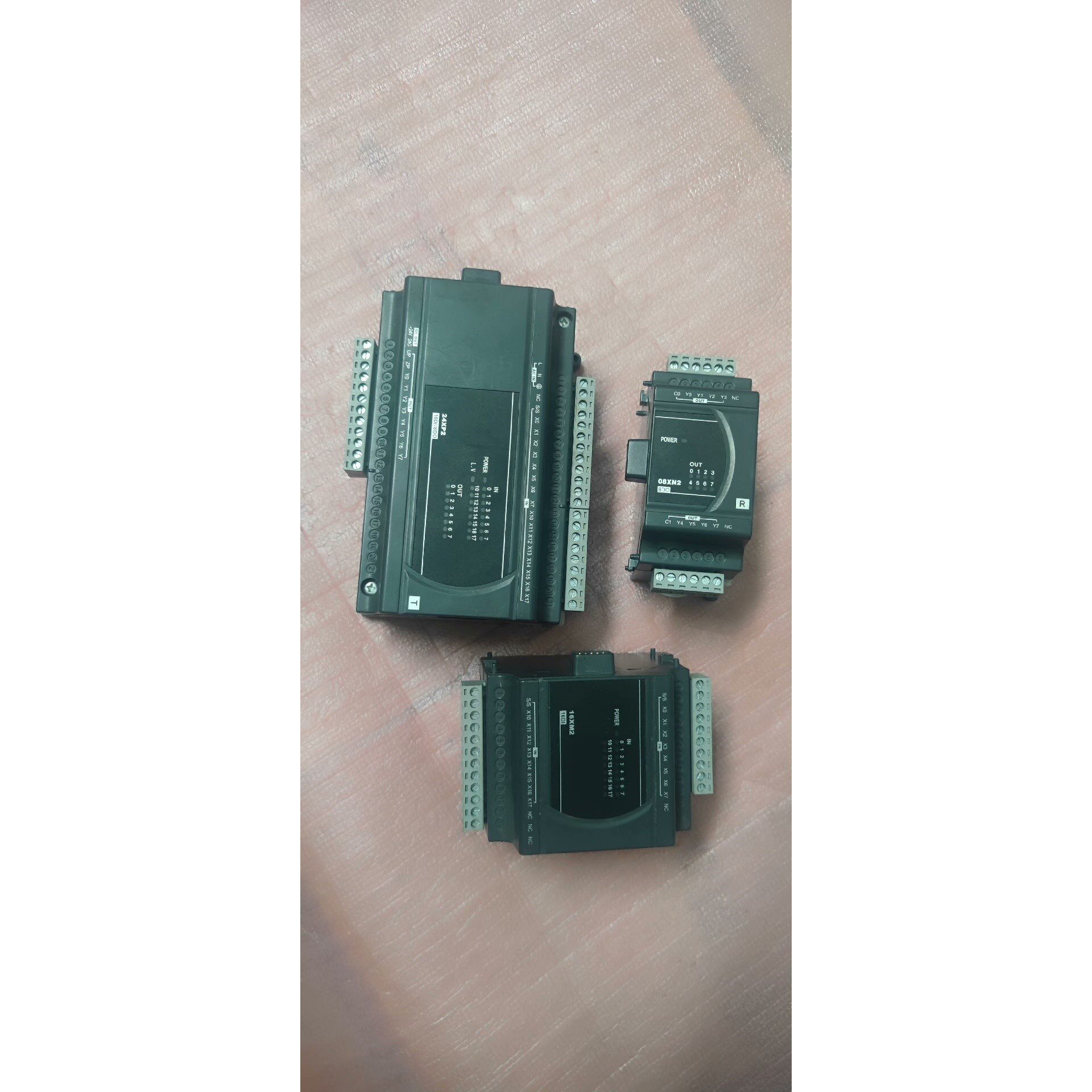 【议价产品】台达PLC扩展模块 DVP24XP200T 80元询价