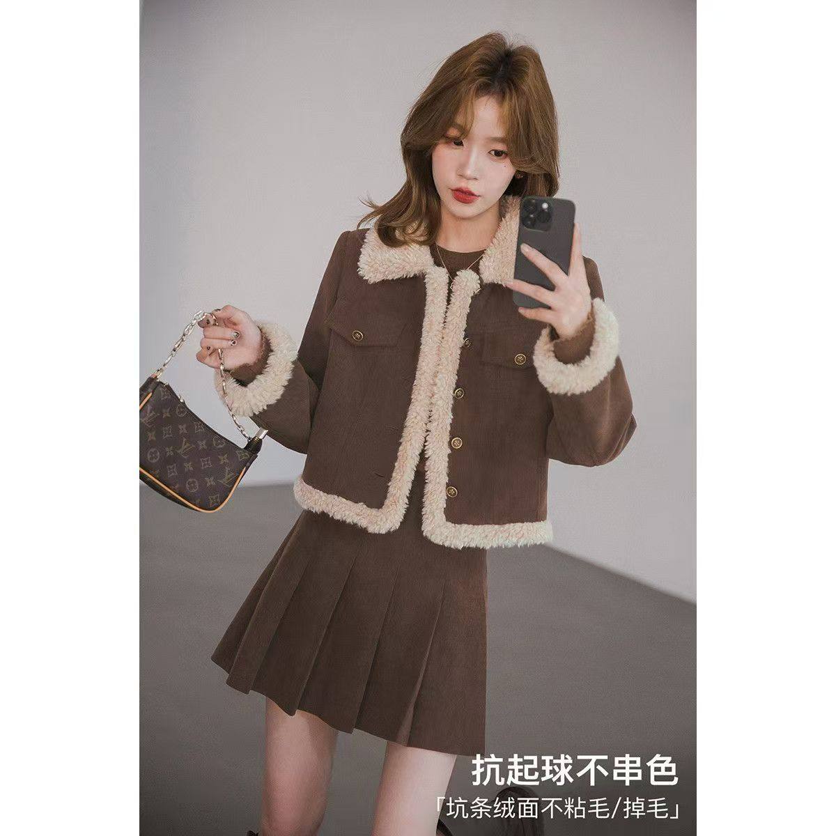 秋冬时尚套装超好看女款两件套撞色翻领小个子半身裙保暖夹棉上衣