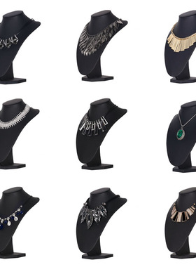 简约售楼部样板房衣帽间卧室项链