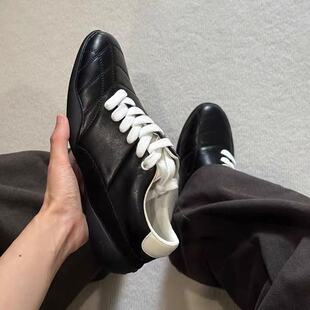 NOLOGO德迅鞋男款休闲板鞋平底斜系带黑色百搭皮鞋cleanfit通勤鞋