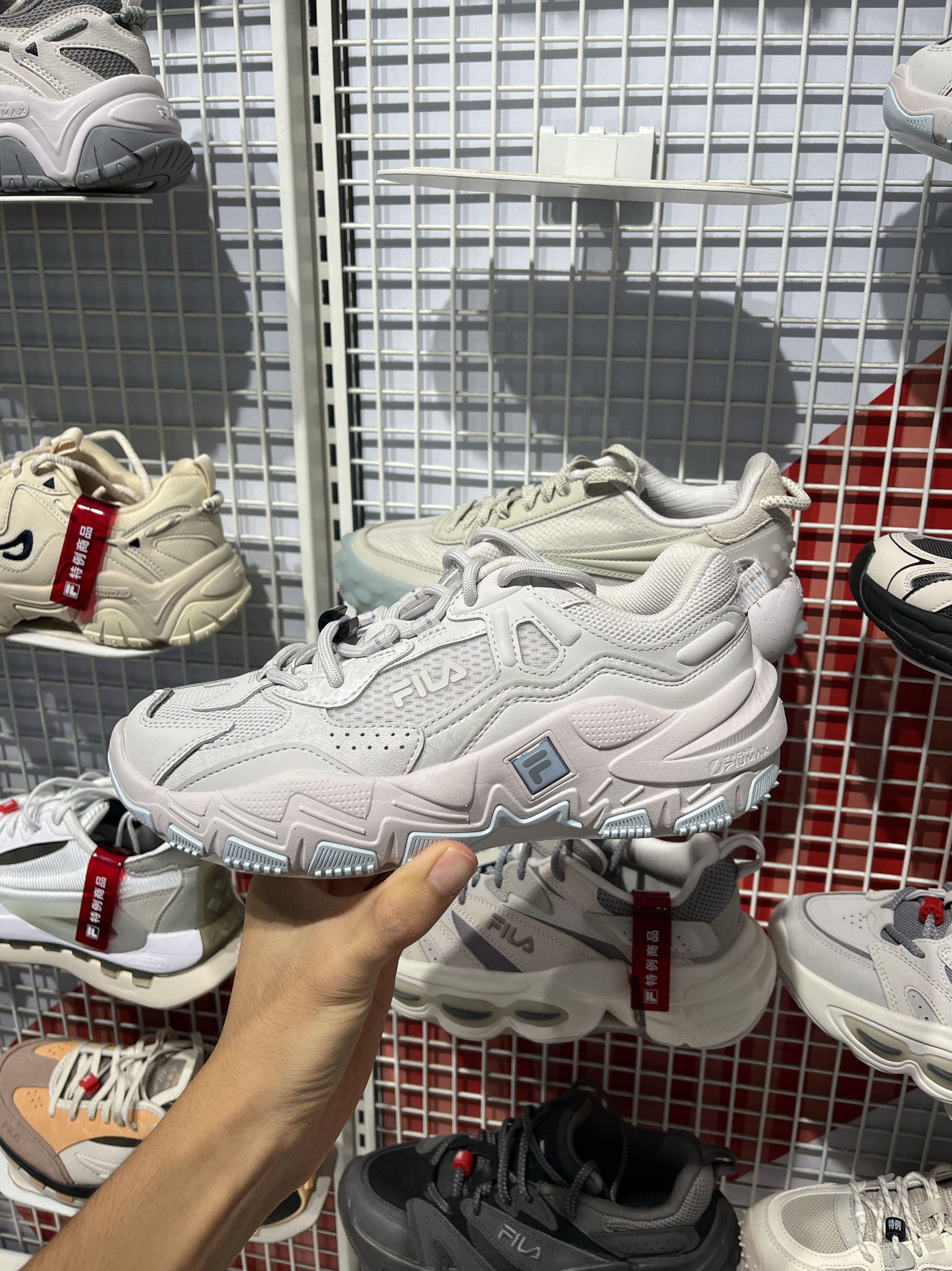 fila斐乐掠夺者2女跑步老爹鞋复古运动休闲鞋f62w432183 432184