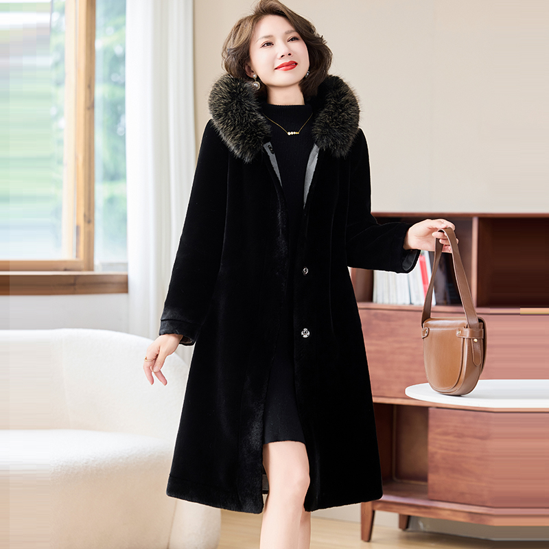 卡若维娅貂绒外套女2025秋冬季中长款仿水貂毛毛皮草黑色连帽大衣