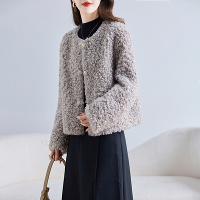 海宁皮草外套女短款圆领新款大衣