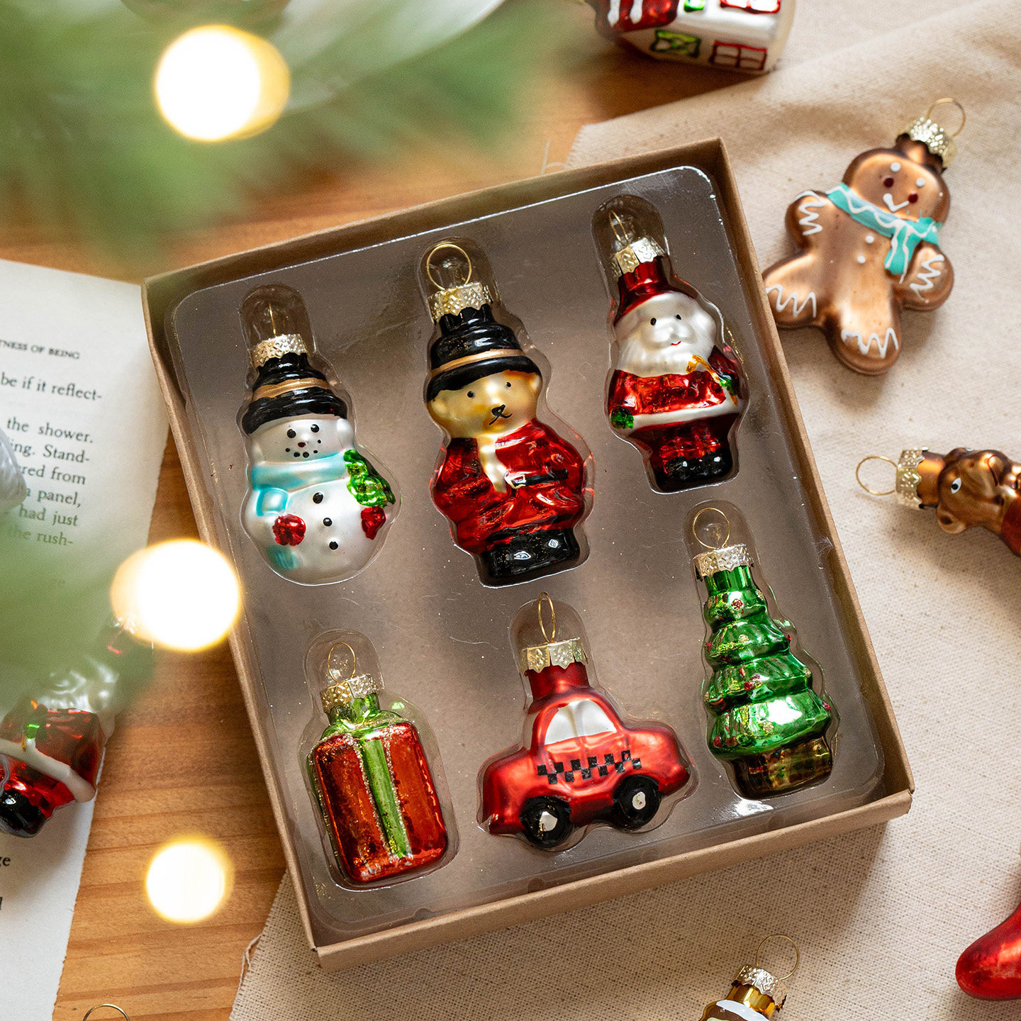 Hromeo 圣诞玻璃异形挂件套装桌面小圣诞树ins装饰挂件玻璃模具球