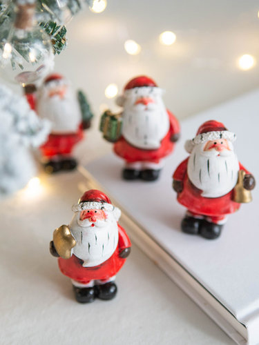 hromeo圣诞树脂小老人桌面拍摄