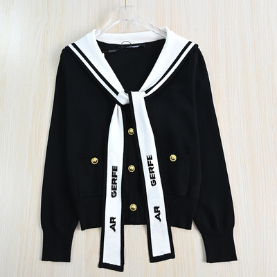 小香风撞色海军领休闲长袖针织衫