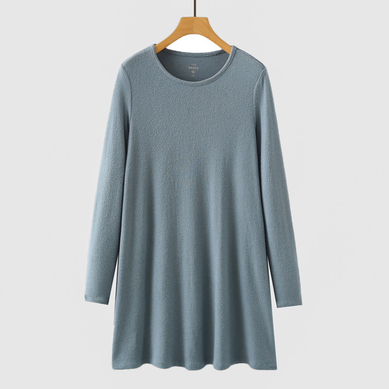 思琪女装2510/23垂感亲肤秋冬女装圆领长袖磨毛针织连衣裙打底裙