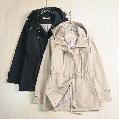 薄款连帽内抽绳收腰修身休闲风衣