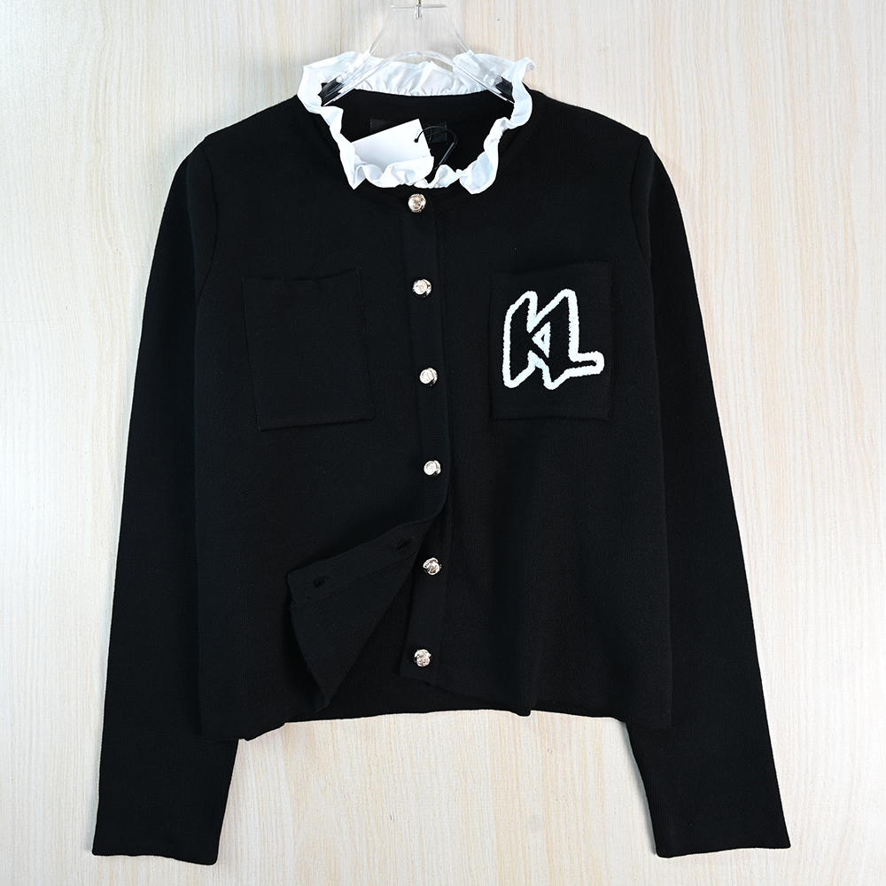 植绒字母撞色领休闲长袖针织开衫