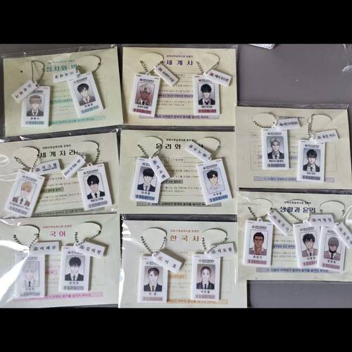 韩谷Lezhin2026新学期校园证件照