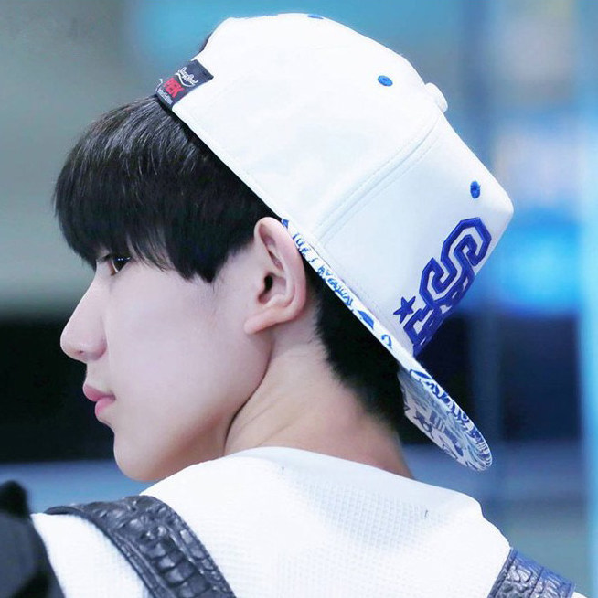 韩版学生百搭男女鸭舌棒球帽女嘻哈帽潮平沿帽子同款tfboys王俊凯