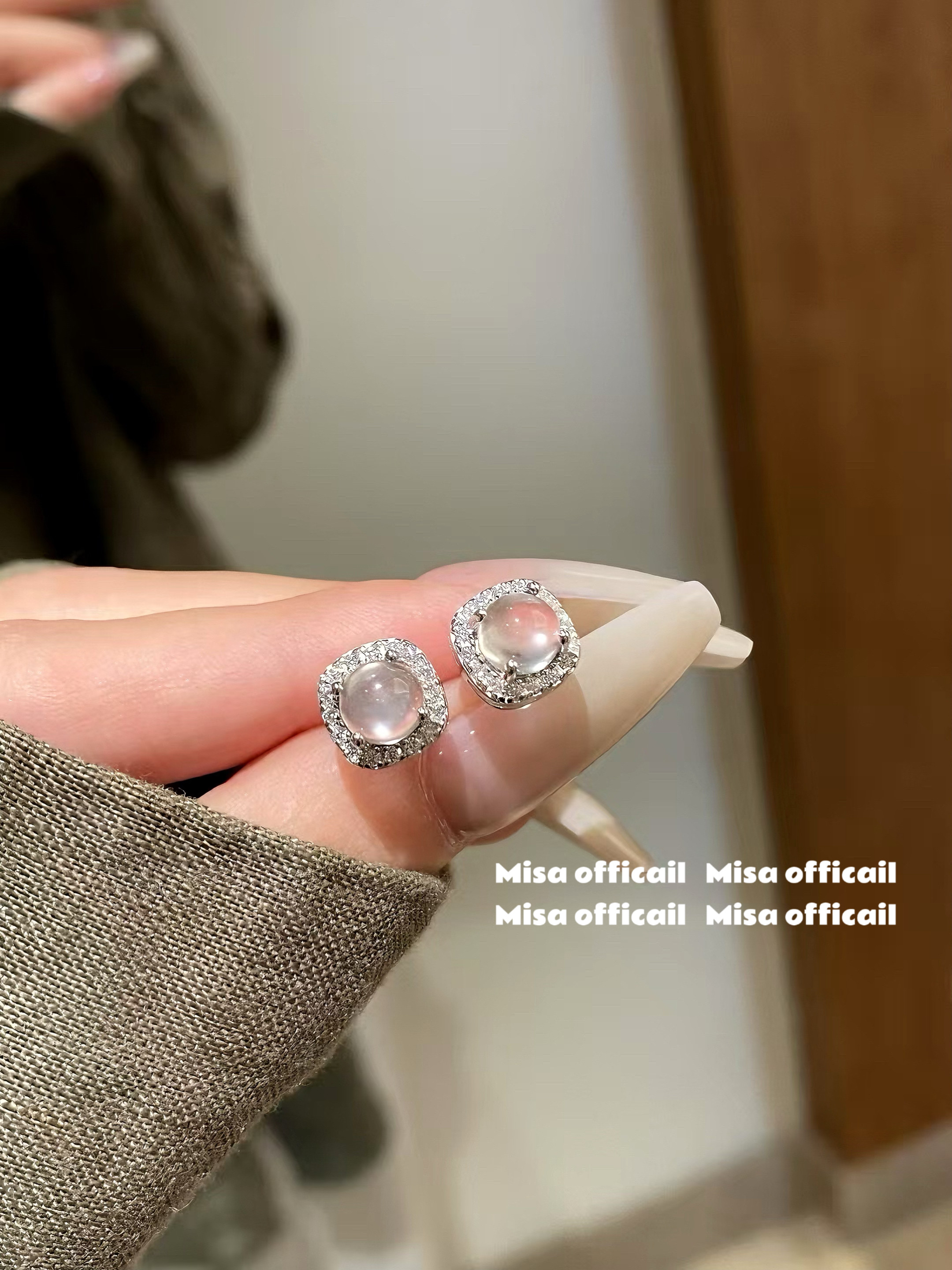 小方糖｜s925银天然缅甸水沫玉蛋面耳钉轻奢设计感送礼高级白月光