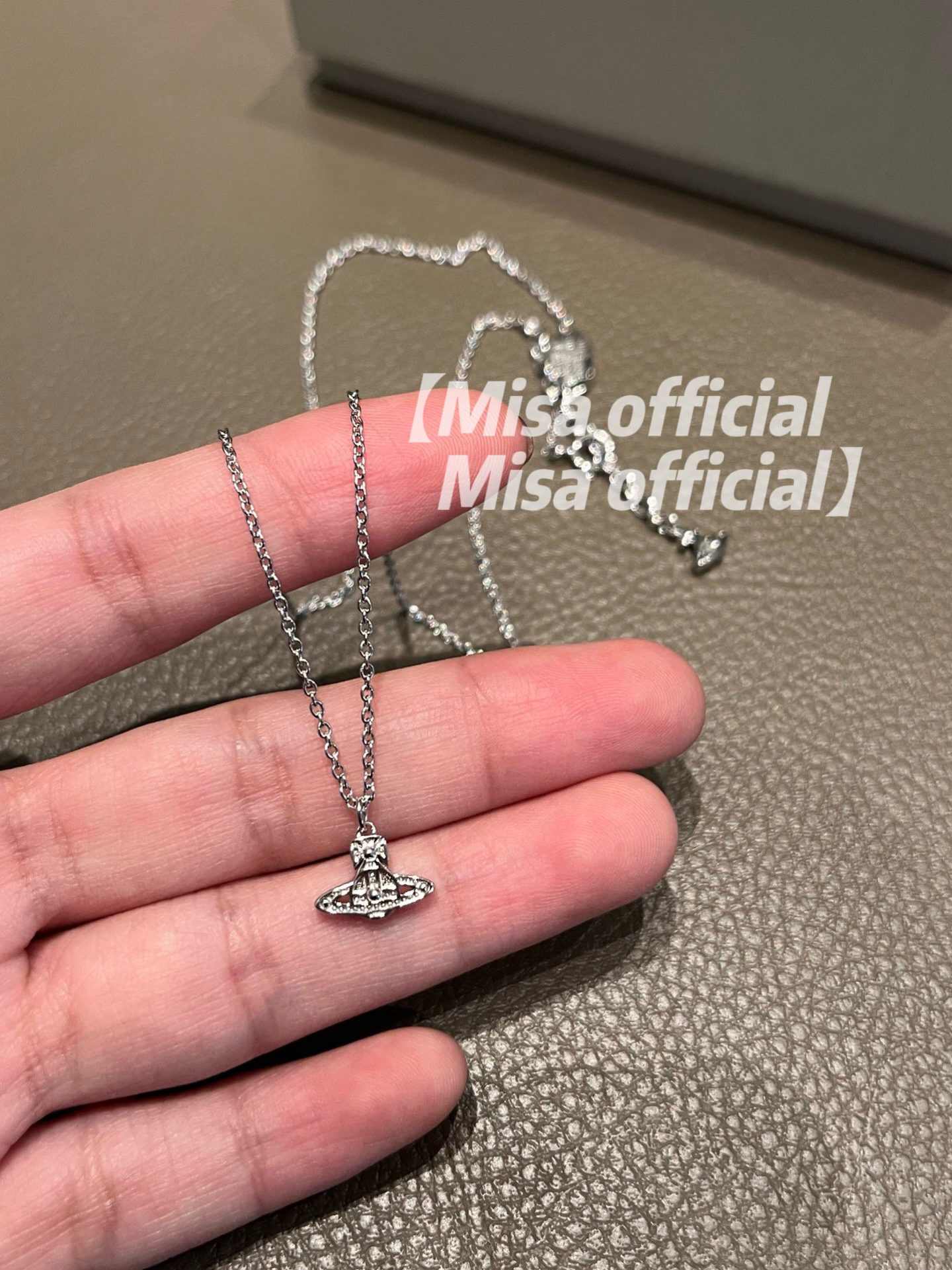 Misa officail｜s925纯银mini浮雕土星项链耳钉小众百搭叠戴日常