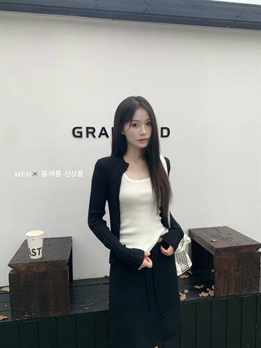 正版MT·33韩系辣妹风背心+开衫+半身裙女秋冬超显瘦针织三件套装
