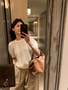 一勺甜 Hers 十三行韩系温柔蓬蓬镂空短袖毛衣女秋季简约百搭上衣