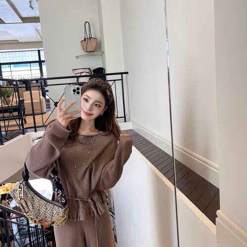 Lilylikes“悠然午后”亚麻醋酸莱赛尔 木耳边毛织上衣九分裤套装