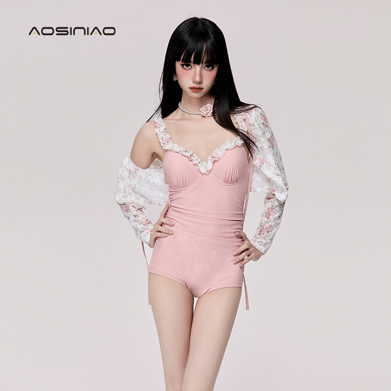 连体平角泳衣女2025新款吊带褶皱显瘦粉色碎花遮肉罩衫度假泡温泉