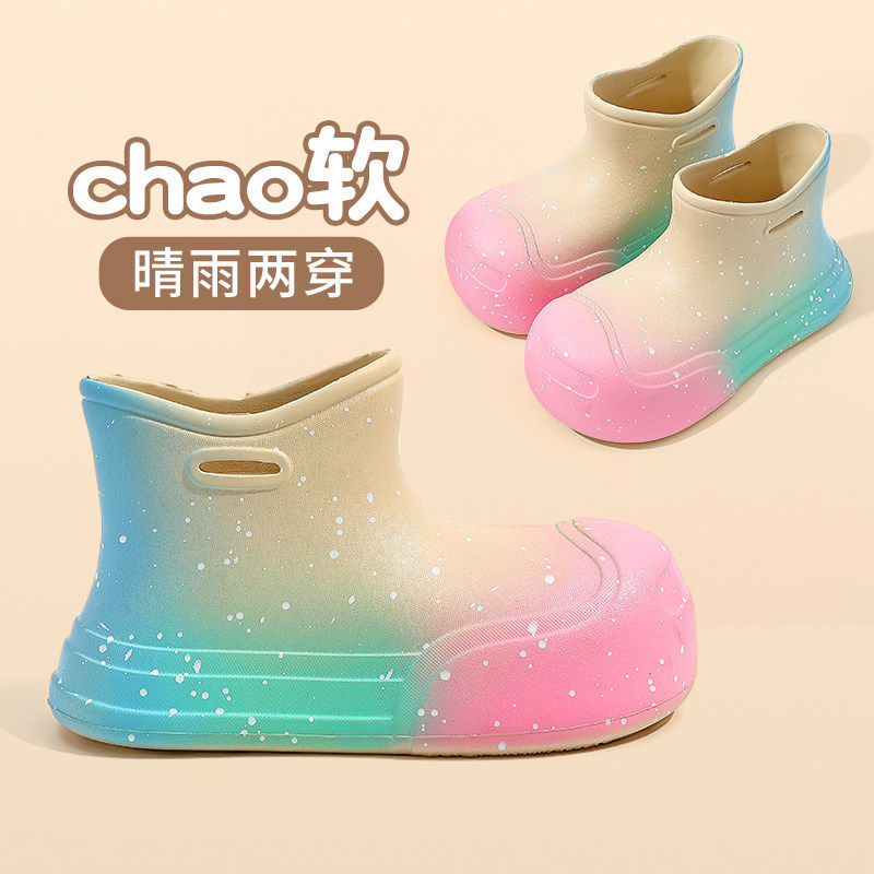 儿童雨靴学生上学专用图片