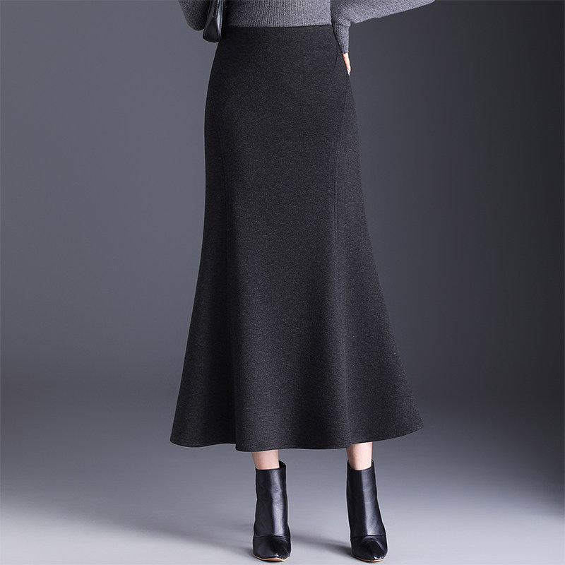 灰色羊绒鱼尾裙半身裙长款裙子秋冬2025新款遮肚子收腰包臀裙冬裙