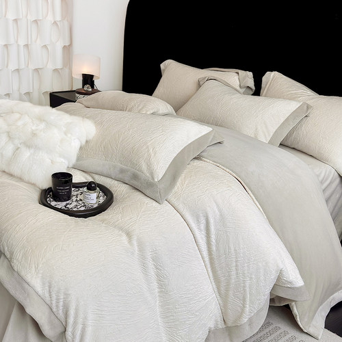 轻奢极简风牛奶绒四件套冬季加厚