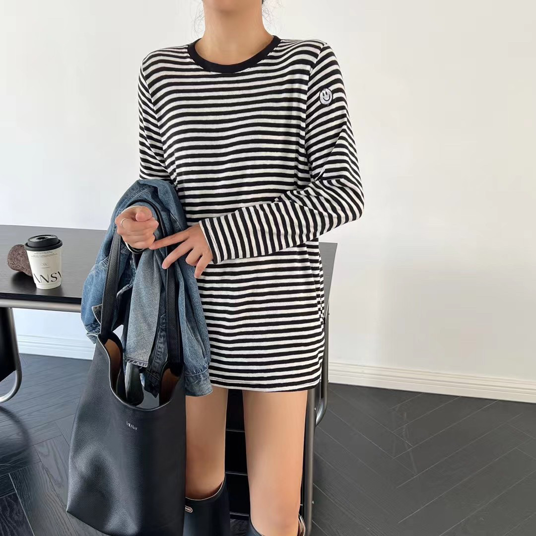 2024春季beyourself新款韩版笑脸横条纹港味设计感T恤女学生上衣