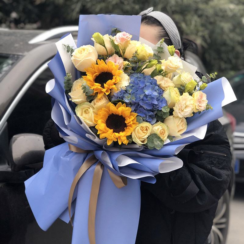 重庆市南川区江津区合川永川区鲜花店同城配送生日玫瑰向日葵花束
